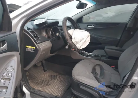 2013 Hyundai Sonata Gls z USA, uszkodzony, nr VIN 5NPEB4AC6DH715017